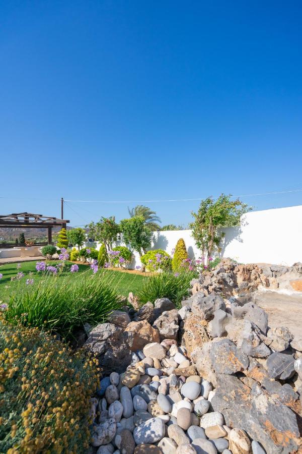 Georgia'S Apartments Kouremenos Beach Anevato Екстериор снимка
